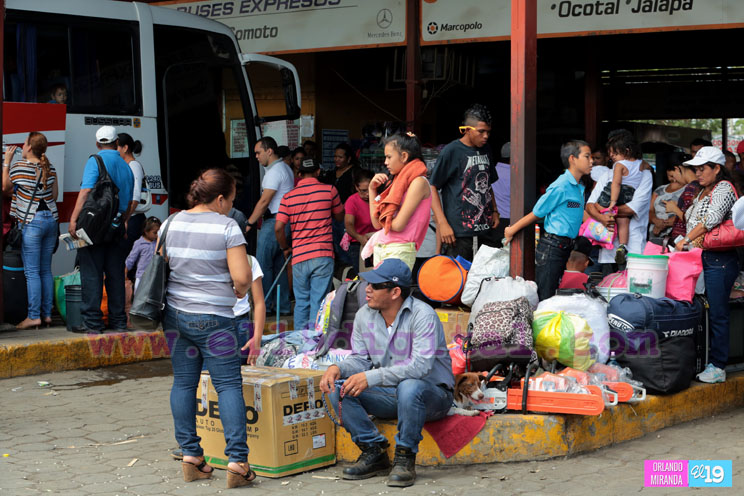 Terminal del Mayoreo llena de viajantes con destino al norte